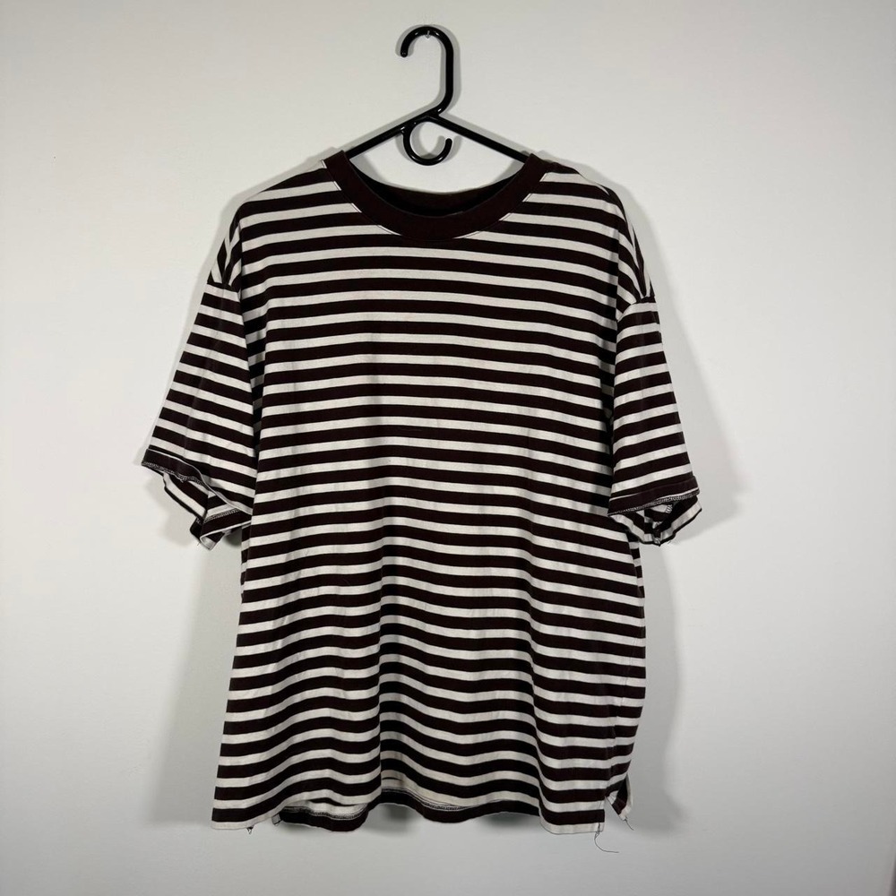 h&m brown and white striped tee